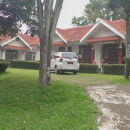 Villa Getsemani Mitra Reddoorz Sangkanurip Exterior foto